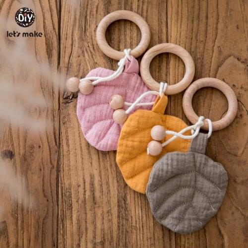 Lets Make Wood Rattle 1set/6pcs Bpa Free Beech Wooden Teething Ring Baby Bed Hanging Rattles Toys Cotton Leaves Shape Pendants
