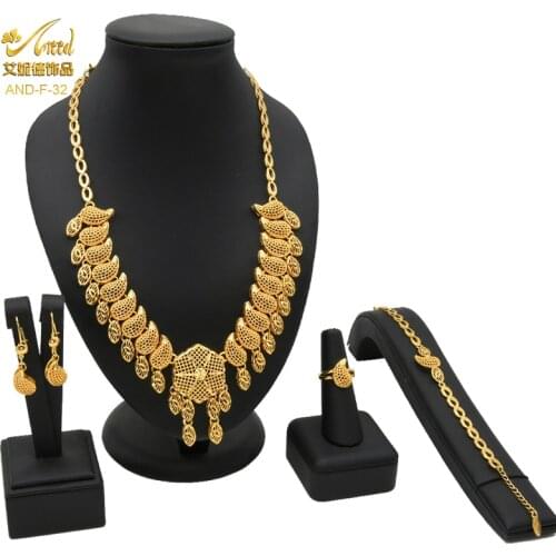 African Jewelry Set Nigerian Wedding Necklace Earrings Bracelet Gold Plated Indian Dubai Choker Ethiopian Big Jewellery Sets
