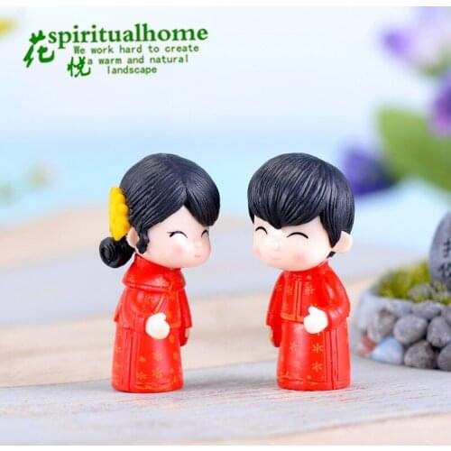 2 Pcs Tang Bride and Groom Wedding Ornaments Landscape Ornaments Keychain Accessories PVC Crafts Home Decor Modern