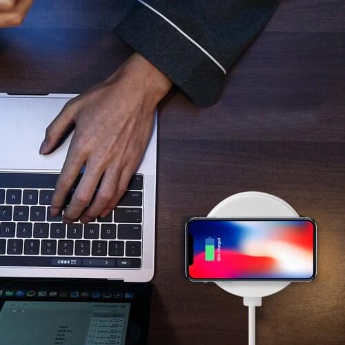 Universal Fast Wireless Charger 7.5W/10W Fast Wireless Charger For /Samsung