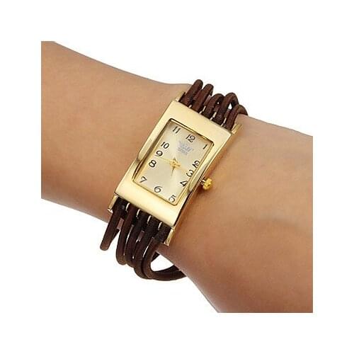 LEFTLY Clock