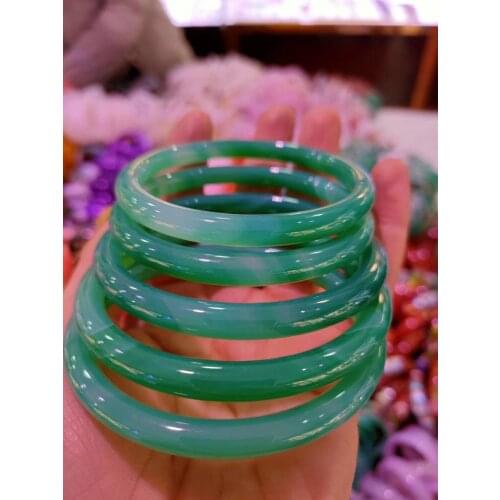 Natural cuff green Chalcedony round BEAUTIFUL sweet women lady charm bangle bracelet Hand-Carved Emerald Bangles Lady Party Gift