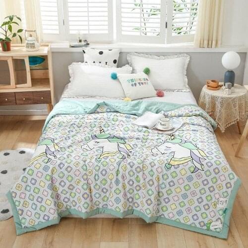 Summer and Autumn New Product Printed Wormwood Fiber Fabric Bed Blanket or Soft Quilt at Home and Hotel for Family