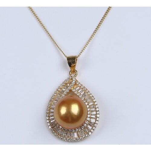 Daking.qinyi Gold Pendants