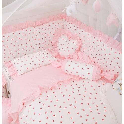 Baby Bedding Set Cotton Strawberry Pattern Infant Crib Pink Lace Pillowcase Duvet Cover Newborn Cot Bed Flat Sheet Baby Bed Set