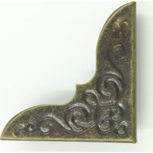 100Pcs Retro Bronze Tone Crafts Scrapbook Hardware Pattern Carved DIY Book Menus Albums Folders Corners Protectors 43x31mm