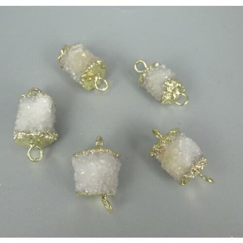 4pcs/lot Natural White Crystal Beads Crystal Geode Druzy Crystal Pendants Dyed Geode Stone Necklace Pendant Drusy Pendants