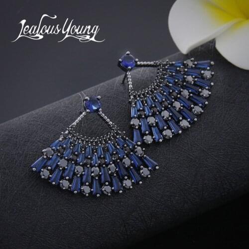 New Fashion Scallop Geometric Pendant Stud Earrings Luxury Sweet Jewelry Earrings For Women Party Wedding Jewelry Bijoux AE250