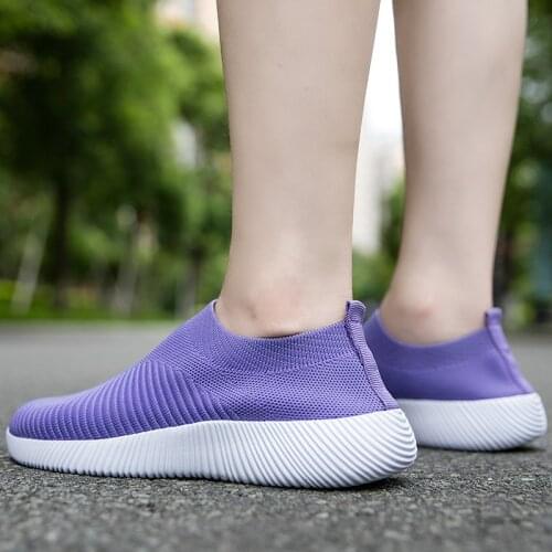 Women Sneakers Breathable Casual Shoes Outdoor Sock Shoes Comfortable Barefoot Flats Big Size 35-43 Purple Light Running Shoes