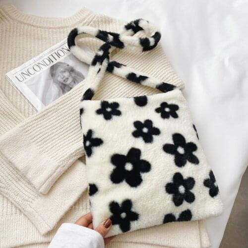 Fashion Women Crossbody Bag Plush Soft Fluffy Flower Printed Female Casual Shoulder Autumn Handbag Large Capacity Totes 2021