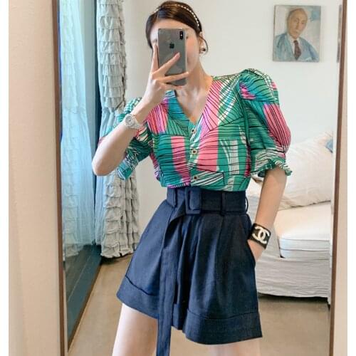 New arrival fashion sets for women office lady summer elegant temperament shorts and puff sleeve print shirt two piece sets