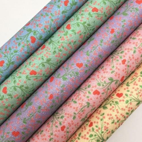 Amonglitter Wholesales Dropshipping Leather Supplier Hearts Printed Glitter Leather Faux Fabric Vinyl Felt Backing 21X29CM MB158