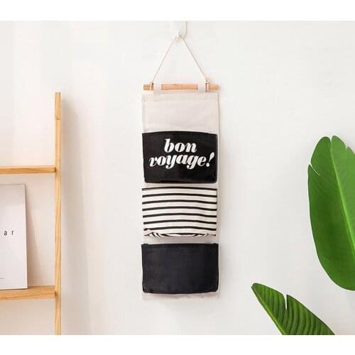 Cotton Linen Hanging Storage Bag 3 Pockets Wall Mounted Wardrobe Hanging Bag Wall Pouch Cosmetic Toys Organizer