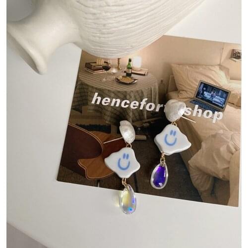 2021 Korean Fashion Jewelry New Trend Gold Plated Cartoon Love Long Tassel Transparent Crystal Pearl Clouds Earrings For Women