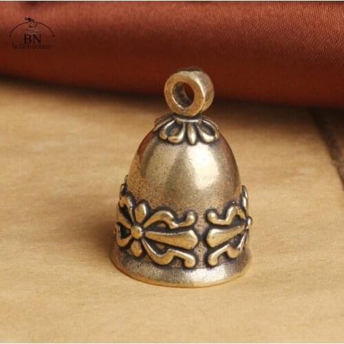 Vintage Brass Pattern Bell Bell Pendant DIY Keychain Accessory Handmade Woven Rope Car Key Lanyard Hanging Jewelry Fashion Key