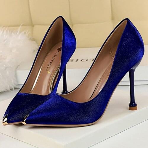 2021 Women 10cm High Heels Lady Sexy Metal Pointed Toe Scarpins Satin Pumps Lady Stiletto Wedding Bridal Blue Silk Dress Shoes