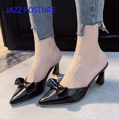 2020 summer low heels pointed toe black red pink woman outdoor slippers ladies shoes women mules Large size 34-41 z618