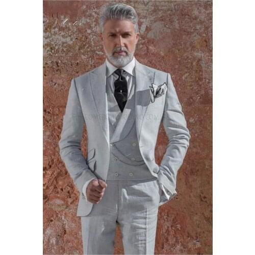 Handsome Groomsmen Peak Lapel Groom Tuxedos Mens Wedding Dress Man Jacket Blazer Prom Dinner (Jacket+Pants+Tie+Vest) A178