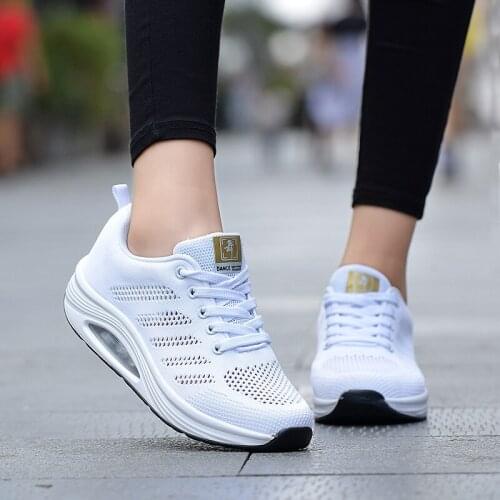 Breatheable Sneakers Women Flexible Athletic Shoes Mesh Women Walking Shoes Comfortable Black Trainers Work Shoe For Women Airs