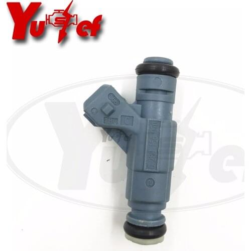 High quality fuel injector nozzle fit for PASSAT BORA 1.8T 0280156070 05B133551L
