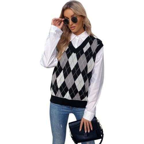 Plaid Women Waistcoat V-neck Tops Warm Knitted Sleeveless Sweater Vest Women Jacket Black Waistcoat 2021 Korean Fashion Clothes