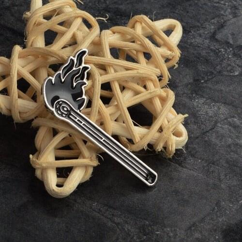 Black Matches Pins Hard Enamel Pins Badge Punk Brooches Backpack Bag Acc Match Jewelry Retro Hipster Punk Jewelry Gift Wholesale