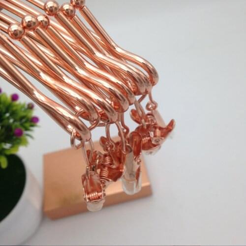 Luxury Metal Bra Hanger Lingerie Hanger and Underwear Hangers for Super Market or Shop Display