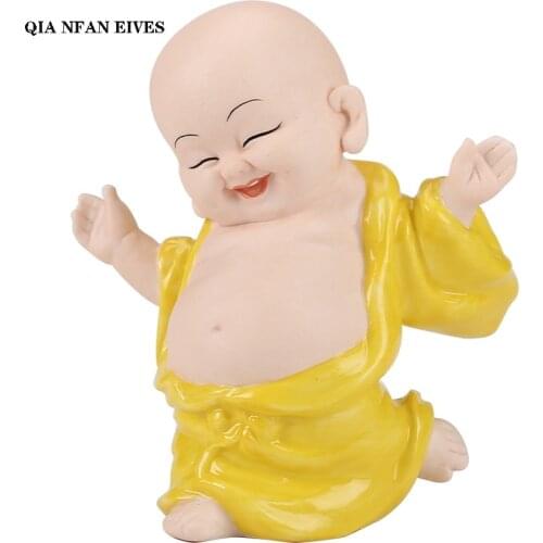 Chinese cute ceramic little monk statue，Modern art sculpture，Character porcelain high-end home decorations， gift figurines