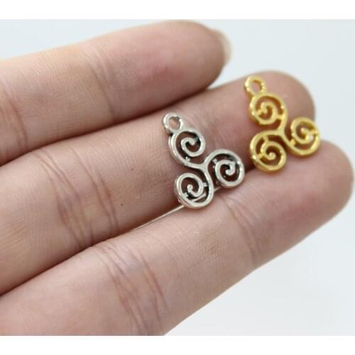 Yamily 20pcs/ 16*14mm Teen wolf Charms Zinc Alloy Triangle Swire Connector Pendant Jewelry DIY Necklace Bracelet Earrings