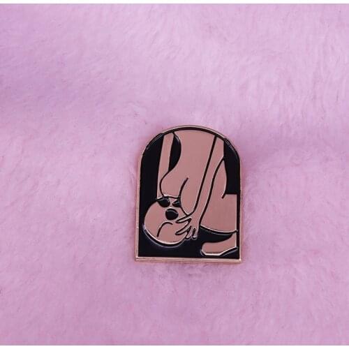 Booty worship skull pin Goth style humor jewelry