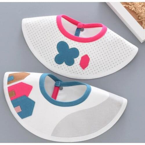 2pcs/lot Baby Bib Waterproof 360 Degree Round Neck Baby Apron Cartoon Cotton Baby Boy Girl Feeding Bibs Infant Accessories