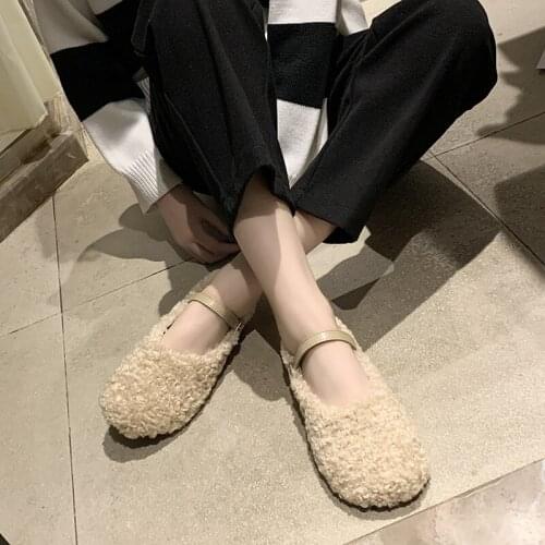 Autumn And Winter Fashion Peas Shoes Female Wild Hair Ball A Pedal Lazy Warm Cotton Shoes Women Short Plush women shoes U12-77