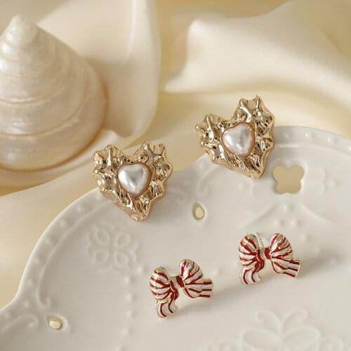 1 Pair Sweet Stud Earrings For Women Bowknot Heart Imitation Pearls Party Club Gold Color Metal Earrings Statement Jewelry