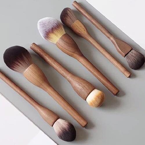 Makeup Brush Wood Walnut Large Retro Powder Brushes Honey Loose Super Soft Beauty Gift For Girlfriend Make Up Tool