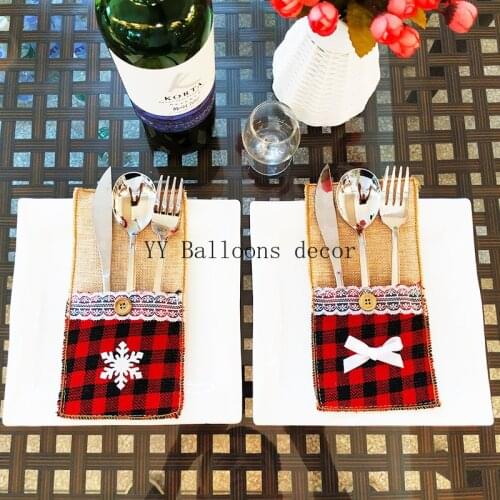 5pcs Snowflake Dinnerware 2020 Plaid Cloth Linen Christmas Knives and Forks Set Bow Sets Bag Holder for Christmas Decoration