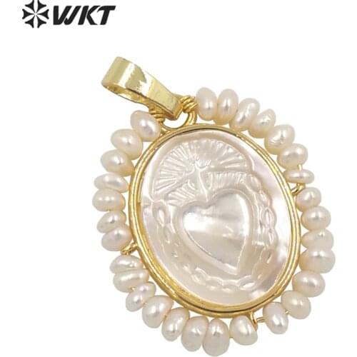 WT-JP254 Wholesale Fashion gold bezel Natural white natural shell Religion Saint Mary Heart pendant Lady handmade pearl shell