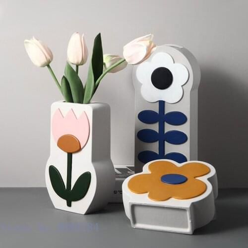 Ceramic Hand-painted Vase Cartoon Colorful Ceramic Handicraft Furnishings Abstract Flower Arrangement Modern Home Decoration