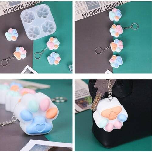 DIY Love Cat Paw Silicone Epoxy Mold DIY Keychain Pendant Jewelry Crafting Mould for Valentine Love Gift Craft
