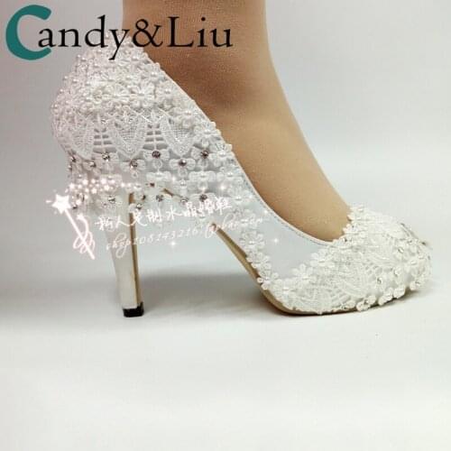 Lace flowers, bride wedding shoes, pearls, rhinestones, fish mouth, high heels, sexy work performance, wedding photos, women