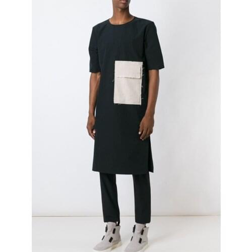 New leisure style mens clothing hair stylist minority design in the long pocket splicing stage wind dark T-shirt