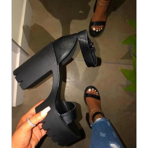 2020 Women Shoes Fashion Pvc Clear Sandals Ankle Strap High Heel Female Sandals Night Club Platform Heels Shoes Woman Sandalie