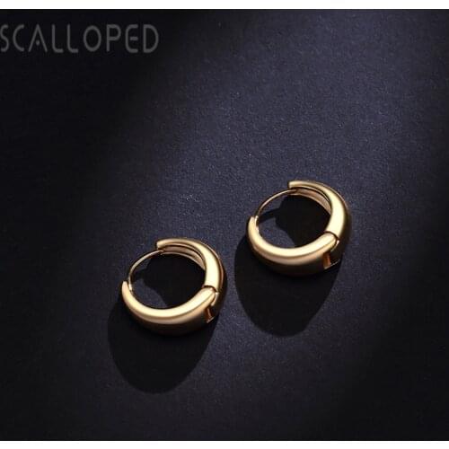 SCALLOPED Vintage European Texture Glossy Hoop Earrings For Women Minimalist Metal Craft Personality Temperament Brand Jewelry