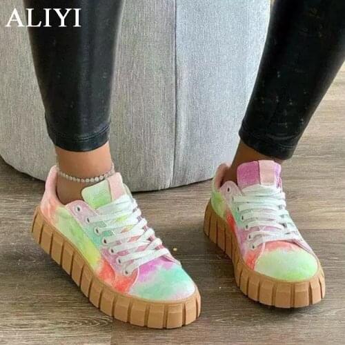 Womens Tie Dye Sneakers 2021 New All Season Thick Bottom Ladies Lace Up Comfortable Vulcanized Shoes Fashion Large-Sized Flats