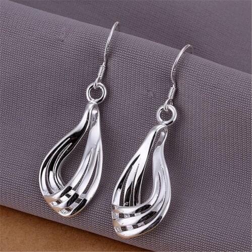 Hot selling silver color earrings exquisite accessories fashion jewelry Christmas gift noble qualities women gift