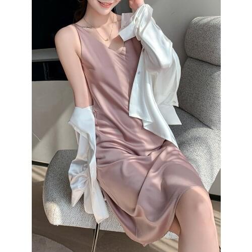 New Silk Satin Sling Dress Womens Korean Version of Fashion Show Thin Solid Silkworm Silk Bottom Group of Women