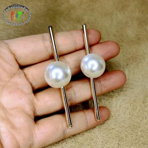 F.J4Z 2021 Trend Earrings for Women Fashion Alloy Stick Big Faux Pearl Cocktail Earring Lady Gifts Jewelry Accessories Dropship