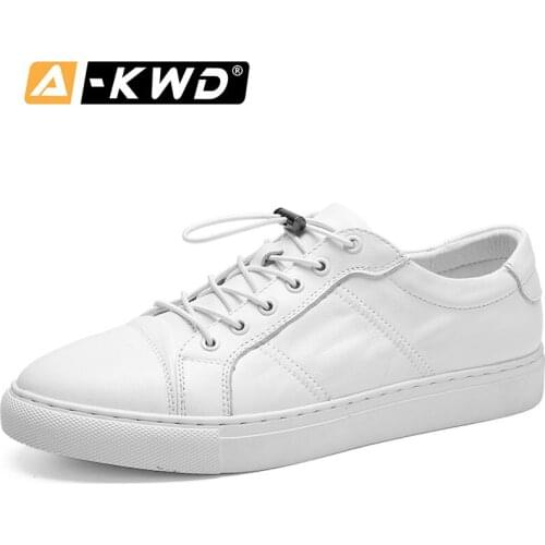 Elastic Band Casual Mens Leather Shoes Fashion Black White Sneakers Men Zapatillas Deporte Hombre Simple Light Luxury Men Shoes