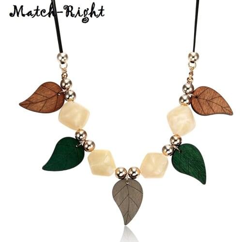Womens Wood Leaf Necklace for Women Geometric Beads Necklaces & Pendants Beaded Statement Necklace New Jewelry for Gifts NR075
