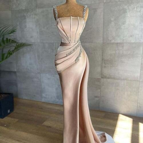 2022 Sexy Square Spaghetti Strap Beaded Sheath Sweep Train Champagne Prom Dresses