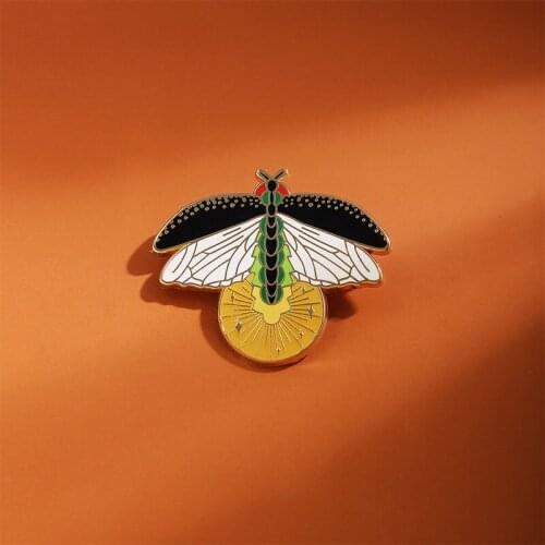 Charm Frefly Brooches For Women Men Fashion Jewelry Enamel Copper Insect Lightning Bug Pins Corsage Good Gift Party Accessories